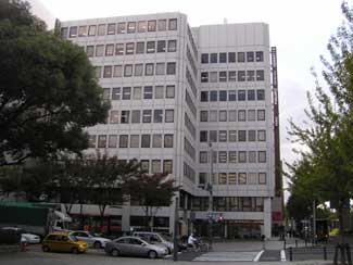 CKK文庫は名古屋丸の内ビルディング7Fにあります。